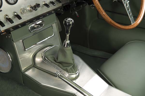 1962 Jaguar Series 1 E Type XKE 3.8 Litre Fixed Head Coupe in Opalescent Dark Green 0009